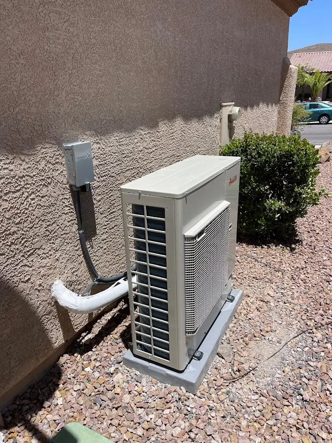 Residential air conditioning condenser unit in Yreka